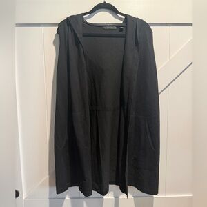 Black Hooded Women's Sleeveless Sweater